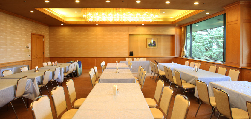 例会場の写真です。